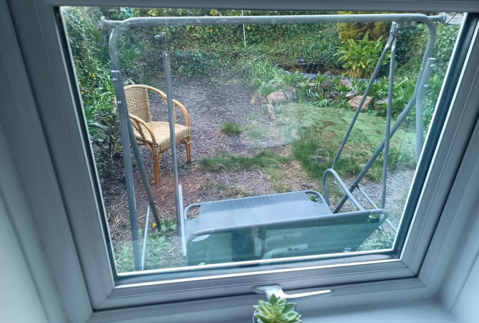 Cosy Garden Flat Near Bay & City Centre - Fast Wifi, 5 Mins To Centre Cardiff