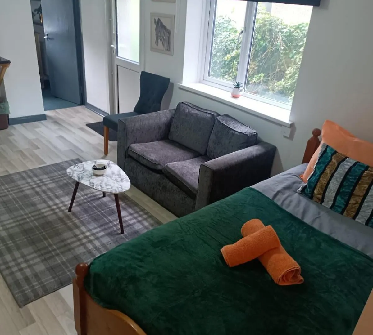 Apartment Cosy Garden Flat Near Bay & City Centre - Fast Wifi, 5 Mins To Centre Cardiff